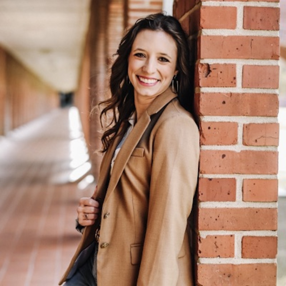 Meet your Posher, Victoria